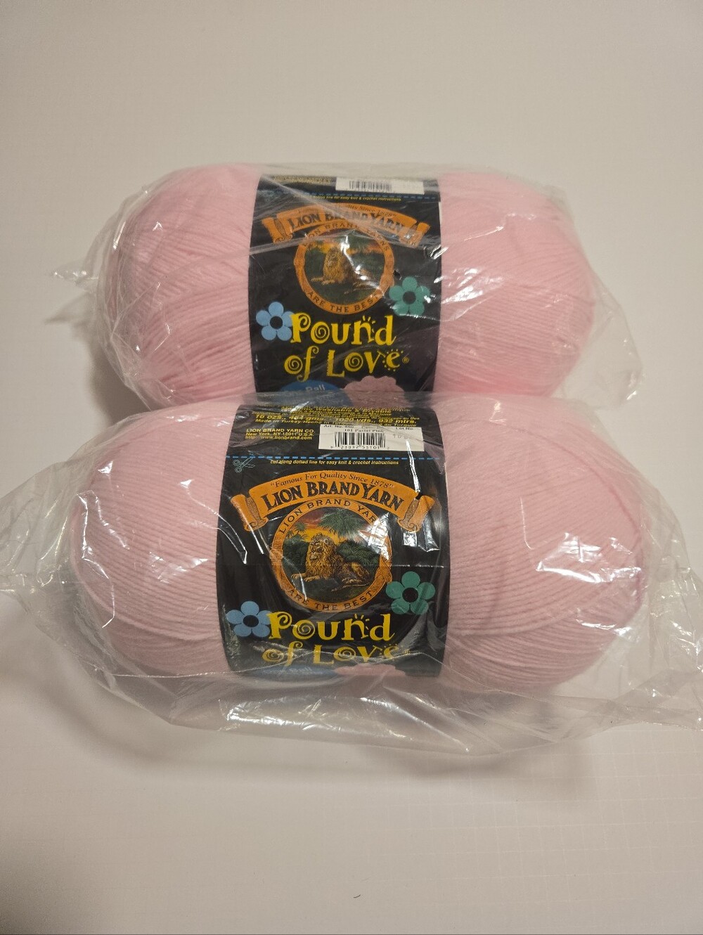 Lion Brand Pound Of Love Yarn Pastel Pink 1020 yd Acrylic New 2 Rolls